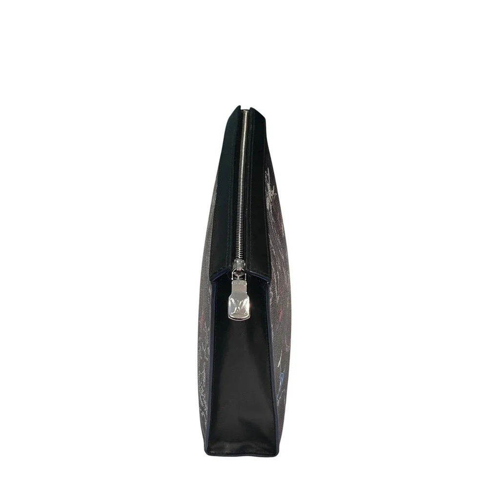 Louis Vuitton height worn attached